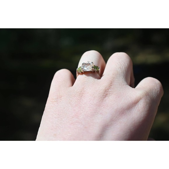 Raw Peridot and Lake County diamond engagement ring size 3 4 5 6 7 8 9 1… - Picture 5 of 5
